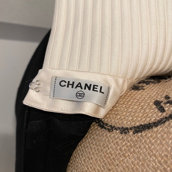 Chanel Black Dress - Picture 8 of 9